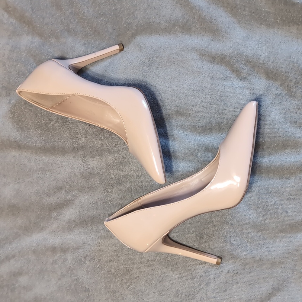 BCBGeneration nude heels